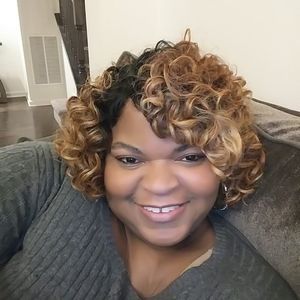 Meet your Posher, Rhoda